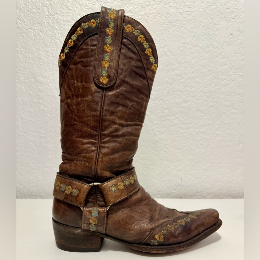 Old Gringo Cowboy Boots with Floral Embroidery - Picture 4 of 16